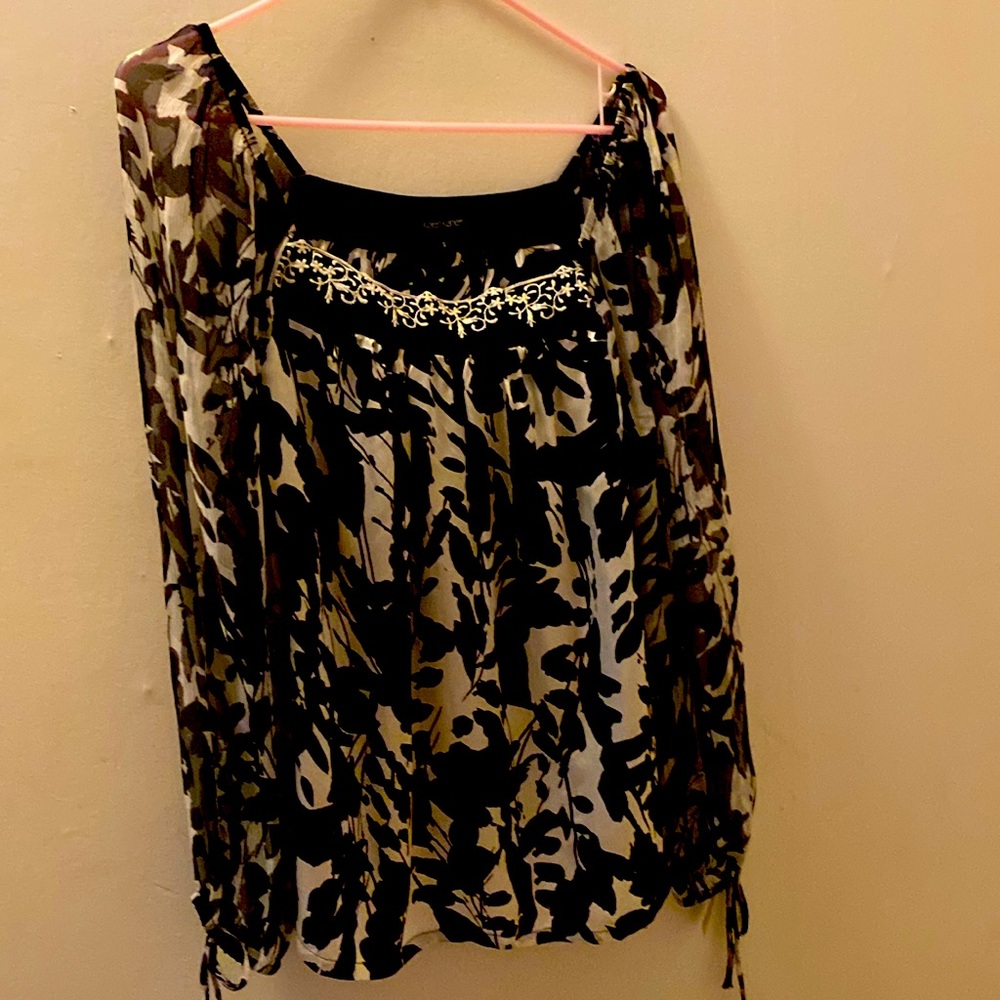 Karen Kane 100% silk blouse  S
